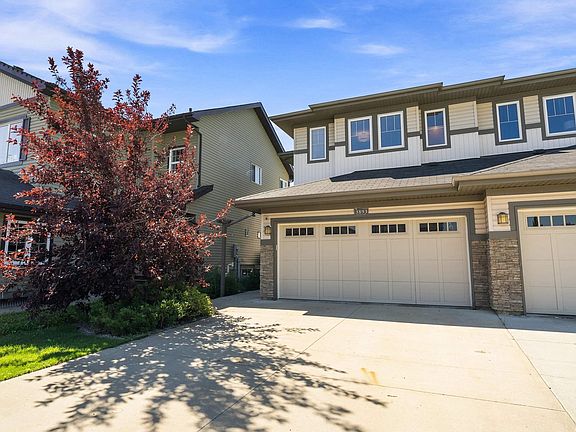 2nd image of 3893 Gallinger Loop NW