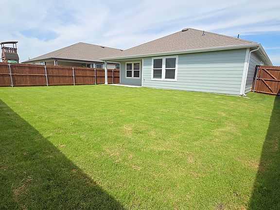 4th image of 339 Desert Willow Way