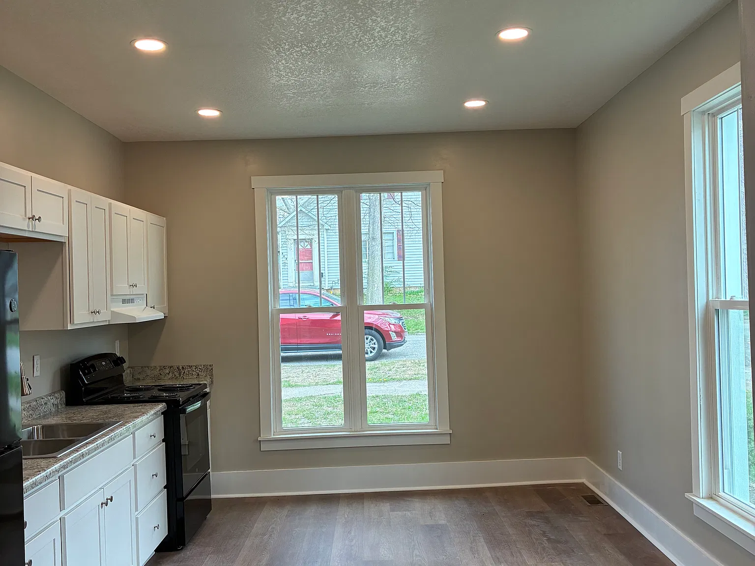 363 E Main St — Photo 3