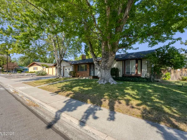 1020 York Way, Sparks, NV 89431