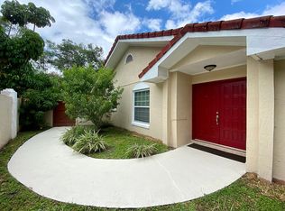 1050 Aloma Ave, Winter Park, FL 32789