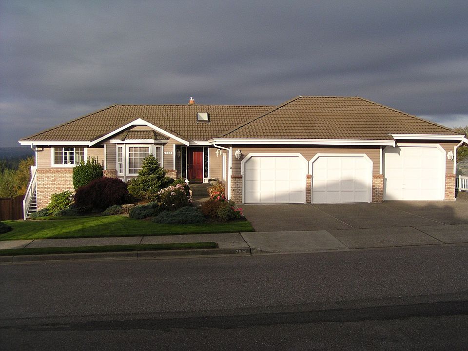 1st image of 7604 75th Dr NE