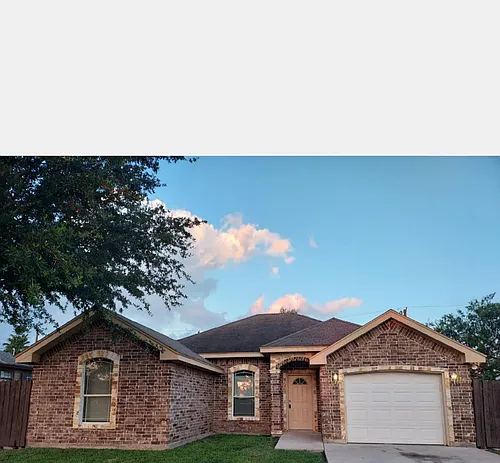 204 N Camino Real St Photo 1