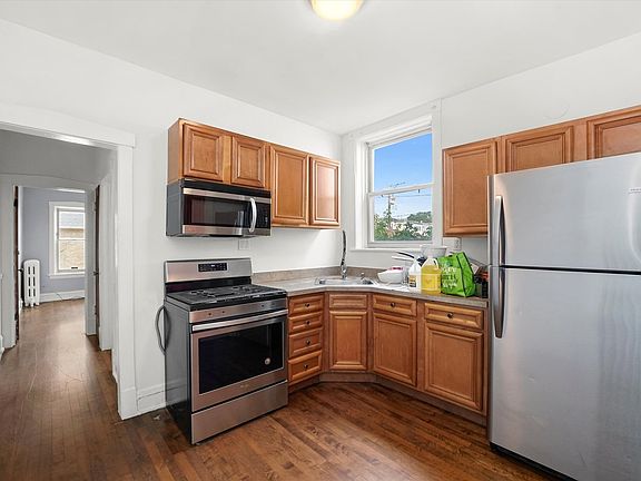 2nd image of 4241 N Laramie Ave #3