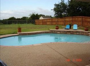 621 Carruth Rd, Granbury, TX 76048