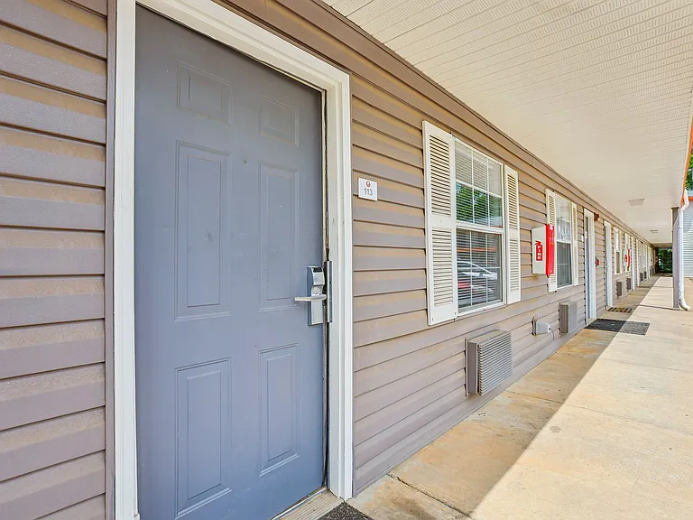 5475 Wade Green Rd — Photo 15