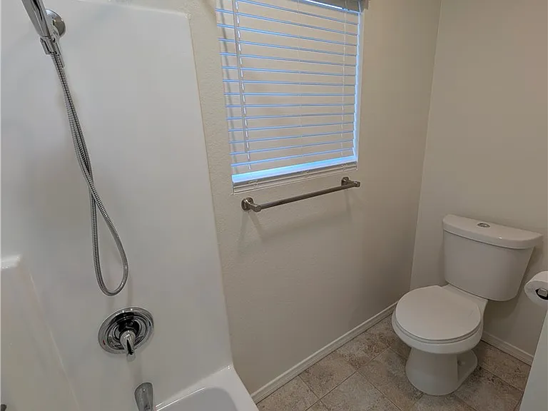 845 W Olive Ave #B — Photo 36