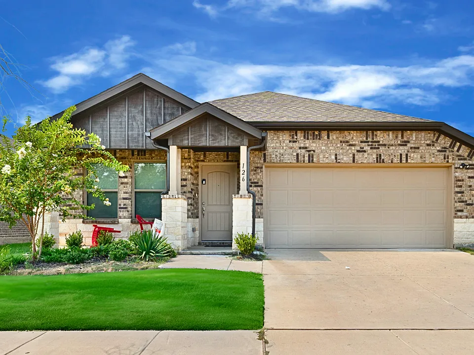 109 Knoll Pines Dr