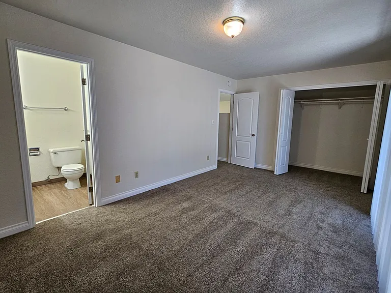 1005ri — Photo 27