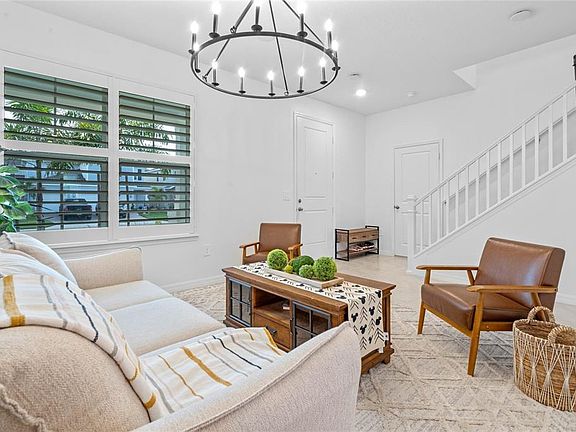 3rd image of 860 Vineyard Ridge Rd