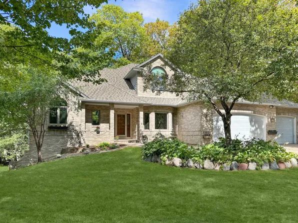 15920 37th Ave N, Plymouth, MN 55446