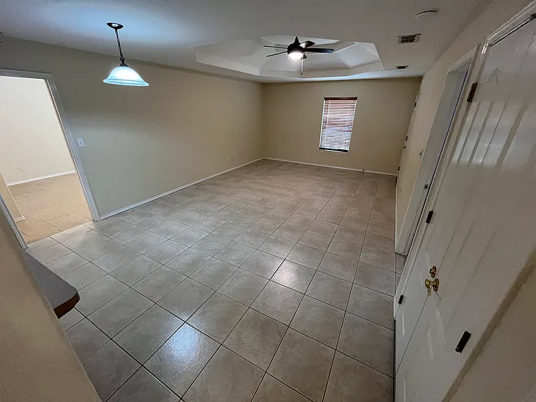 214 Lime Dr — Photo 6