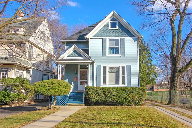 1st image of 524 Woodbine Ave