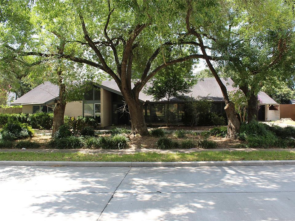 1st image of 5215 S Braeswood Blvd