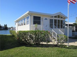 2074 Mast Ln, Palm Harbor, FL 34683