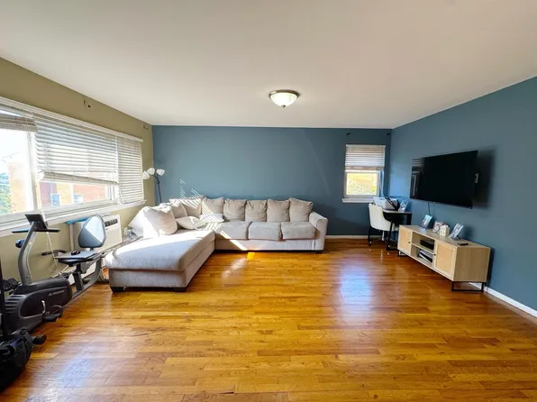 1460 68th Street image 7 of 19