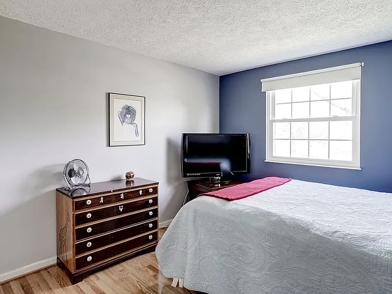 8116 Irwell Ct — Photo 21