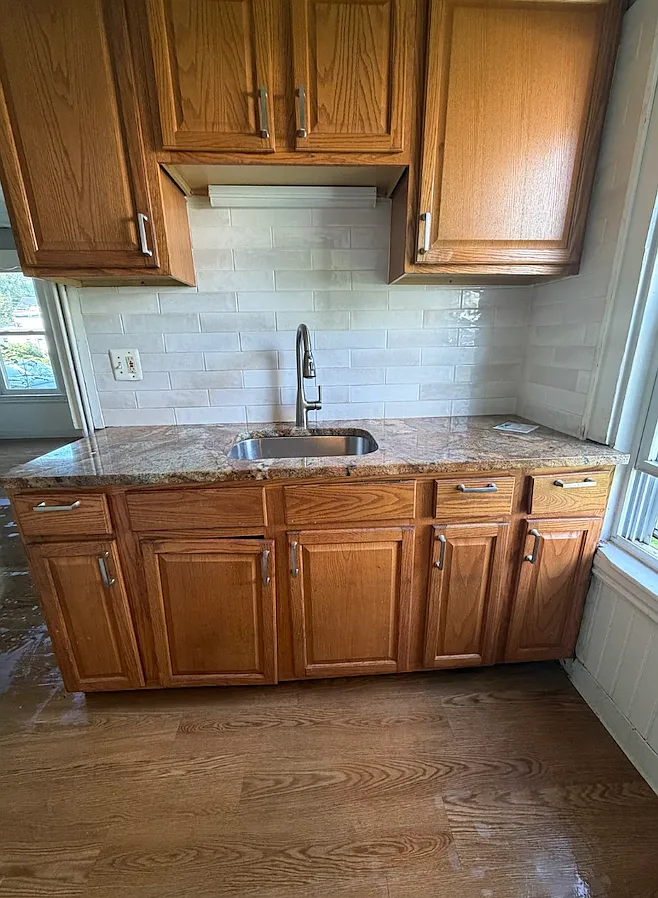 3 bed, 1200 sqft, $2,600 — Photo 3