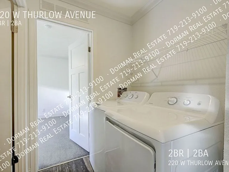 220 W Thurlow Ave — Photo 17
