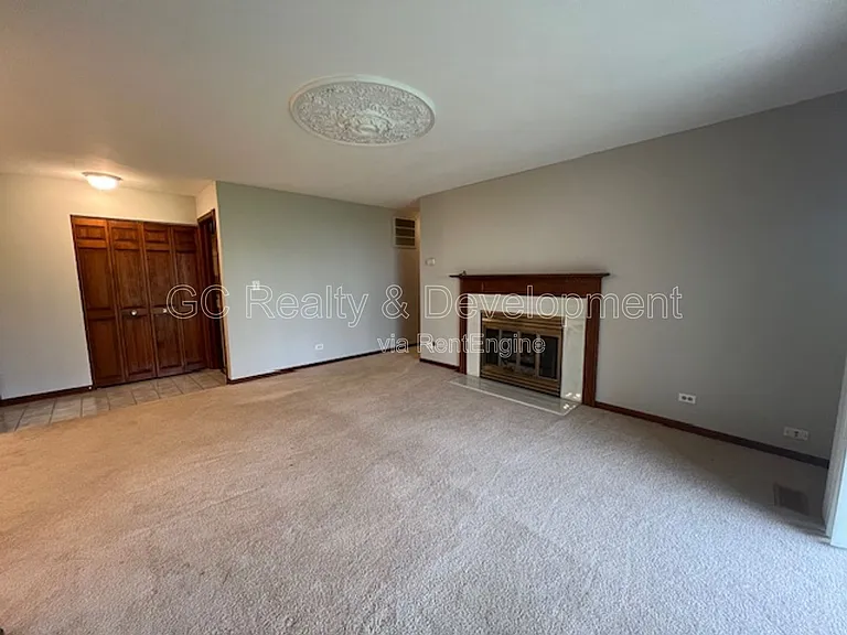 0N155 Windermere Rd #1001 — Photo 8