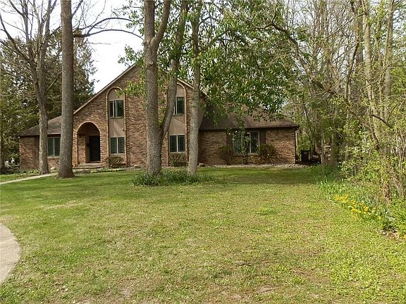2nd image of 308 Kennedy Pl