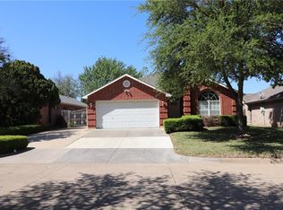 3928 Marsh Ln, Fort Worth, TX 76123