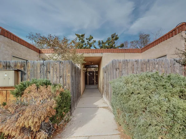7505 Pennsylvania Ln NE, Albuquerque, NM 87110