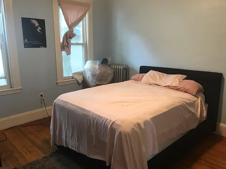 19 Woodward St — Photo 6