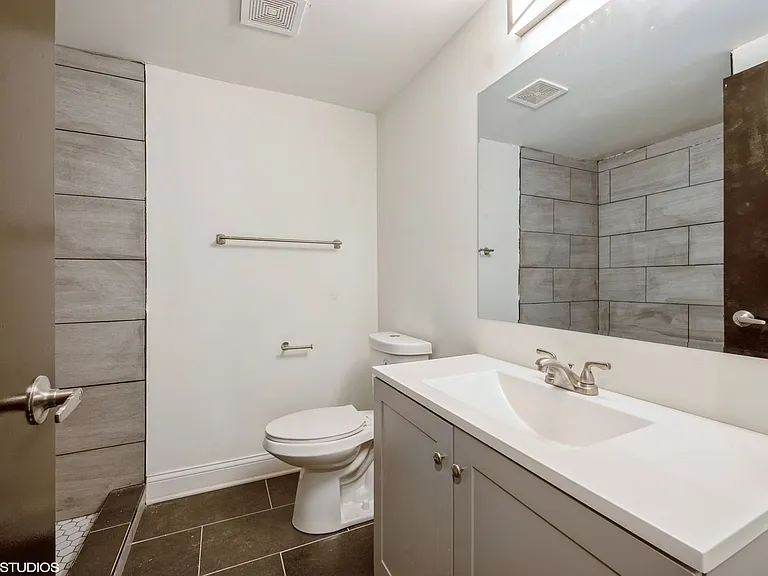 1626 S Allport St #1F — Photo 11