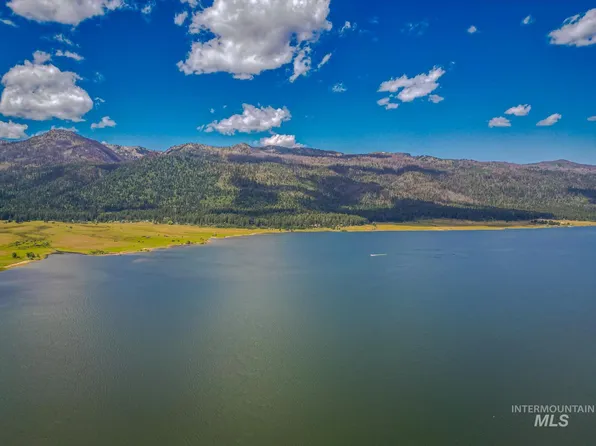 W Mountain Rd, Cascade, ID 83611