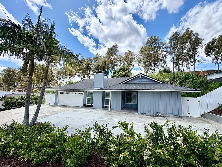 2249 Evergreen Springs Dr — Photo 3