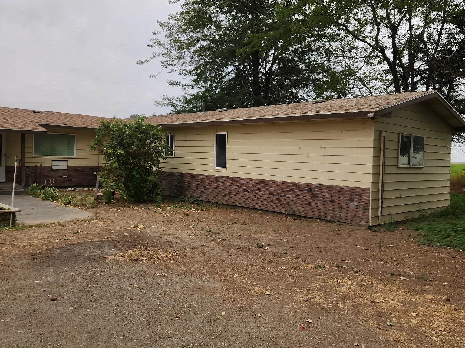 3 bed, 1424 sqft, $1,650 — Photo 2