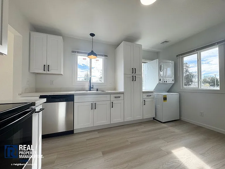 8420 1/2 S Tacoma Way #1 — Photo 6
