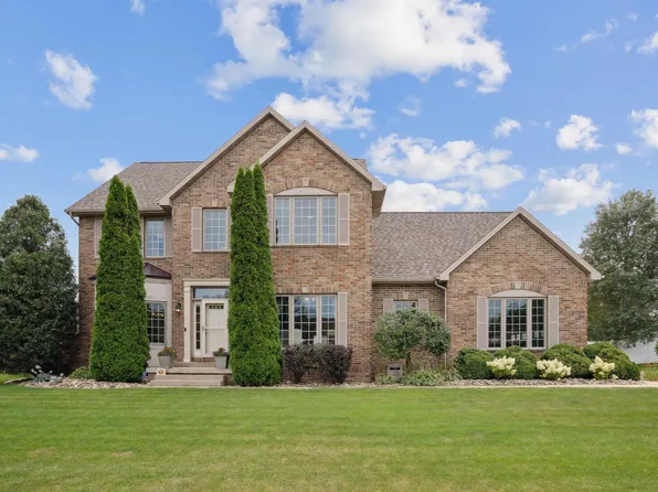 1957 Falcon Rdg, Waterloo, IA 50701