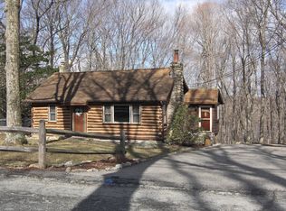 12 Toboggan Trl, Kinnelon, NJ 07405