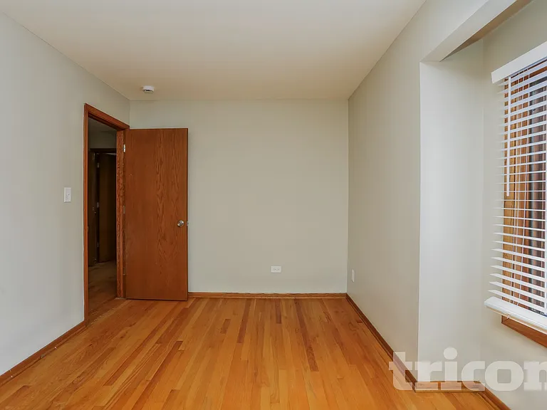 5004 Lake Dawnwood Dr — Photo 9