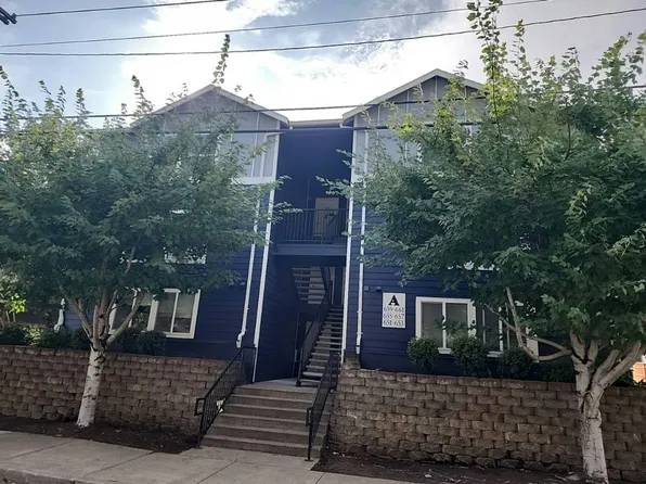 657 NE 162nd Ave, Portland, OR 97230
