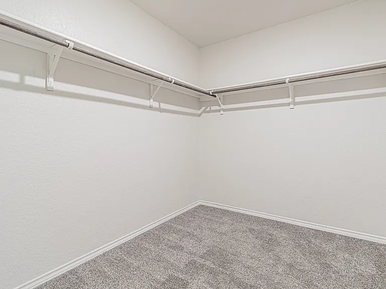 3814 Pickles Way — Photo 32