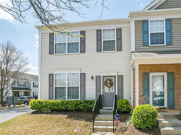 8511 Silhouette Pl, Raleigh, NC 27613