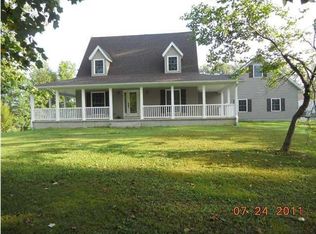 513 E Broadway St, Loogootee, IN