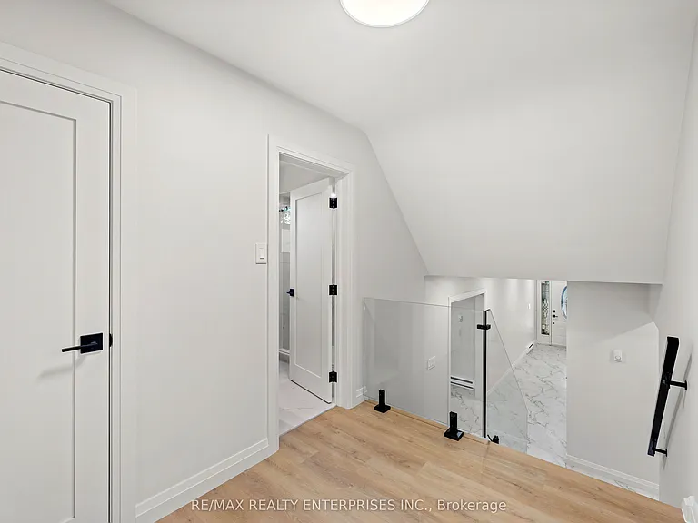 2348 Denise Rd #UPPER — Photo 18