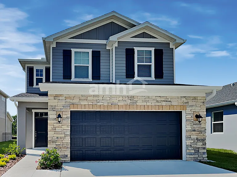 1018 Walden Pond Dr — Photo 1