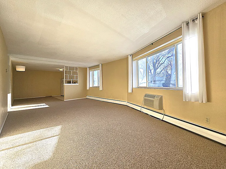 50 Green St #303 — Photo 2