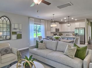 10 Harvest Glen Dr, Elgin, SC 29045