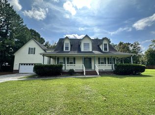 212 Riverbend Rd, Jacksonville, NC 28540