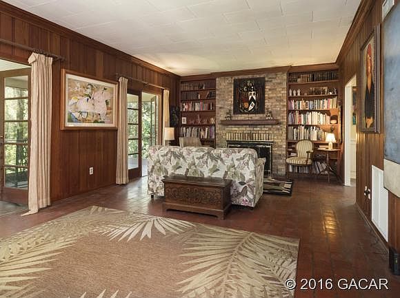 1st image of 2200 NW 9th Pl