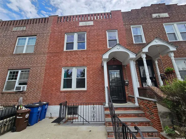 51-15 47th Street, Flushing, NY 11377