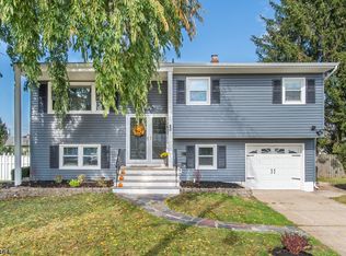 86 Louise Dr, Manville, NJ 08835
