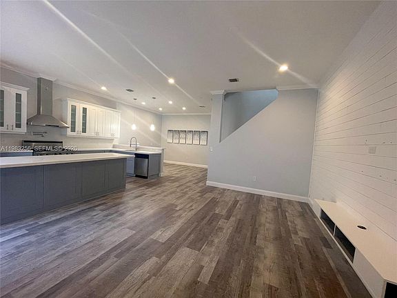 4th image of 2755 Treasure Cove Cir