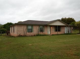 117 Overhill Dr, Springtown, TX 76082
